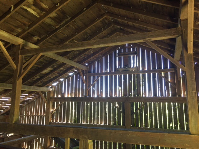 Grand River Barn