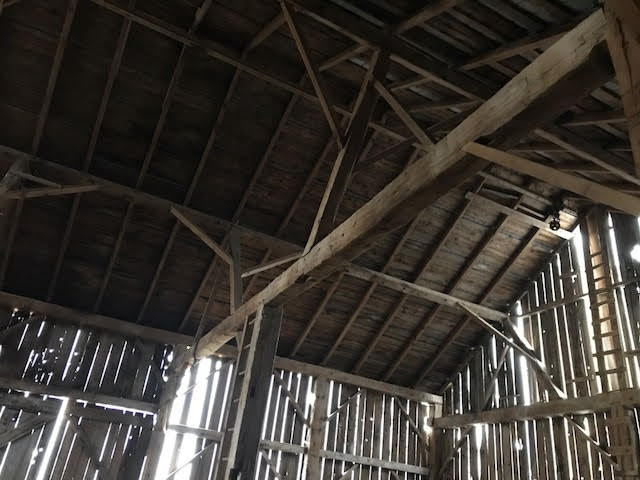 Swing 16 Barn